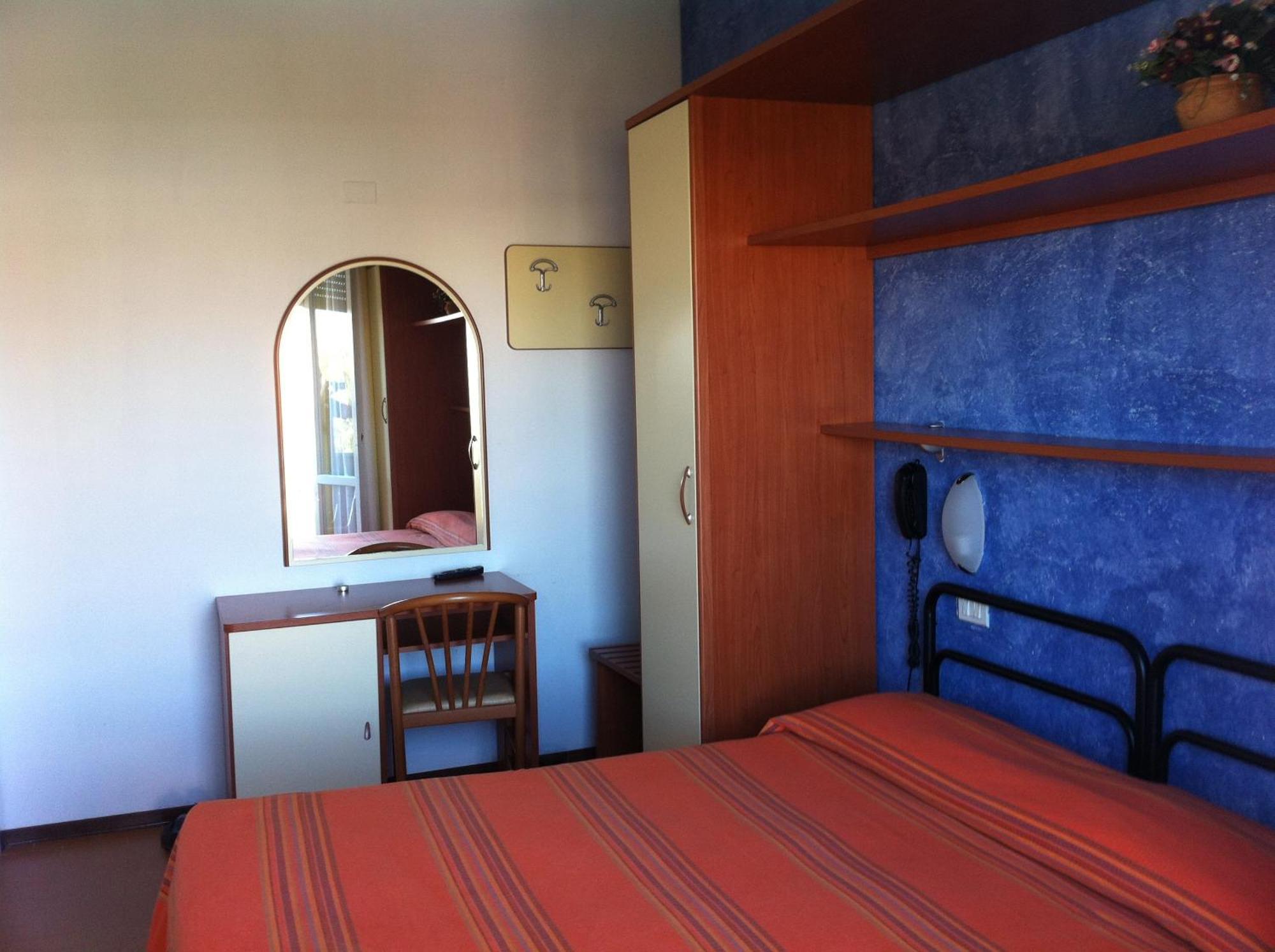 Hotel Viking リミニ エクステリア 写真