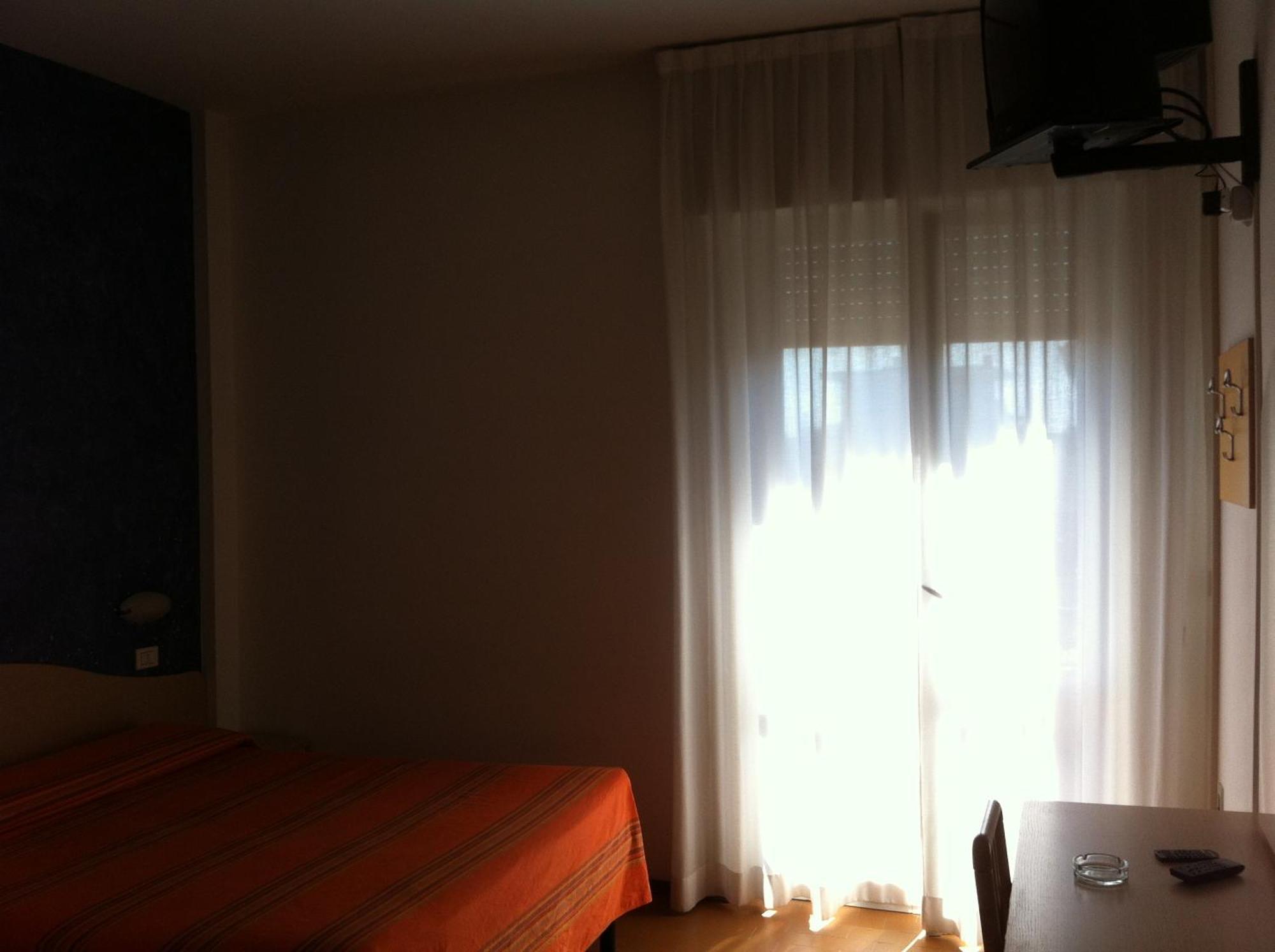 Hotel Viking リミニ エクステリア 写真