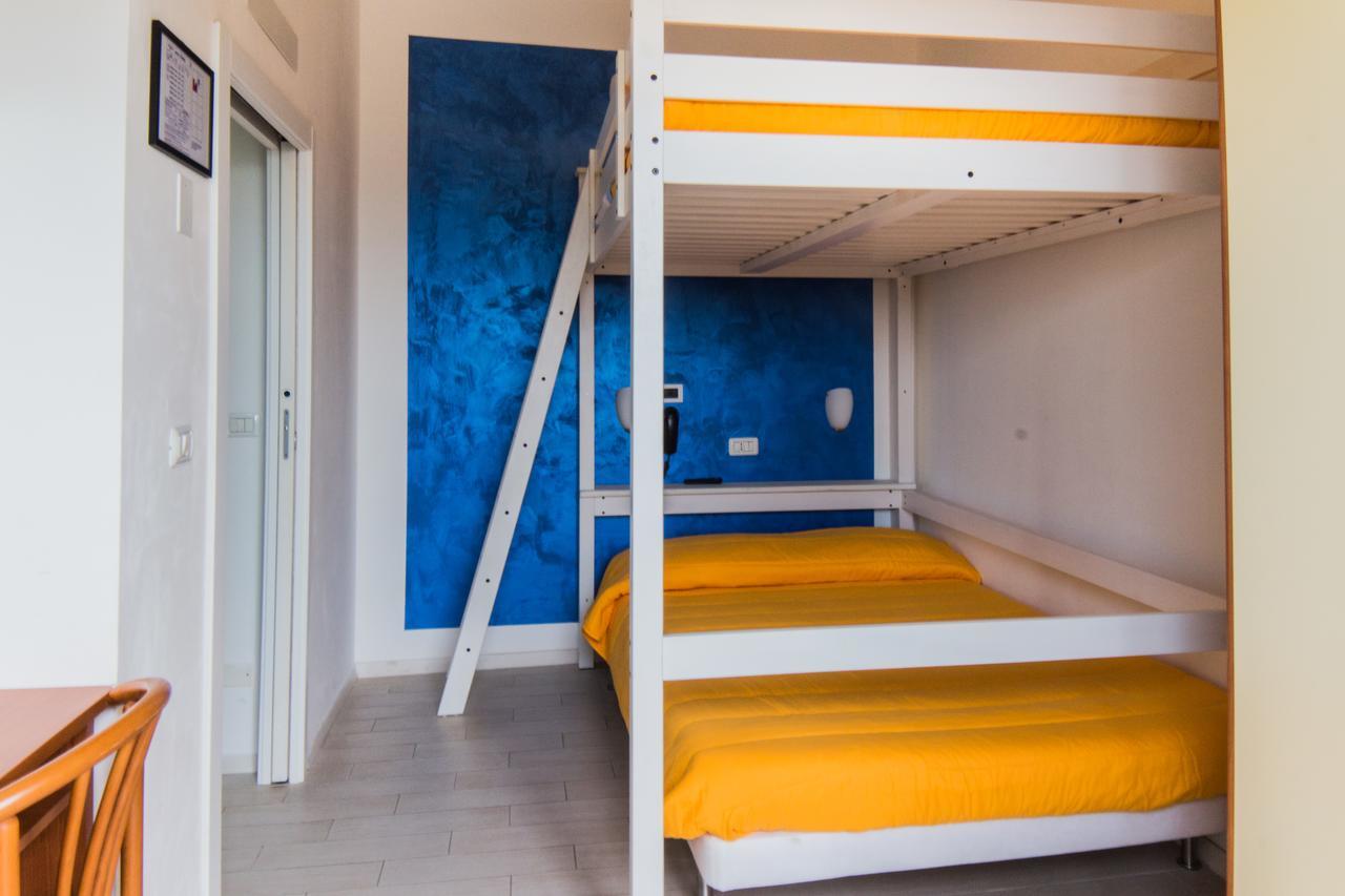 Hotel Viking リミニ エクステリア 写真