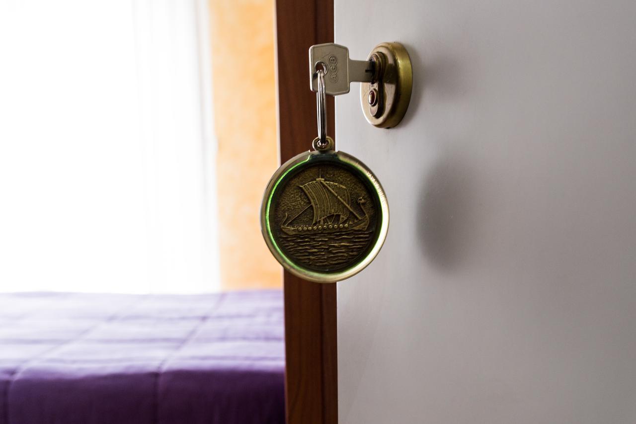 Hotel Viking リミニ エクステリア 写真